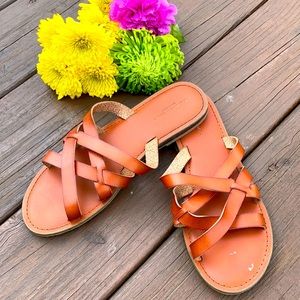 American Eagle sandals